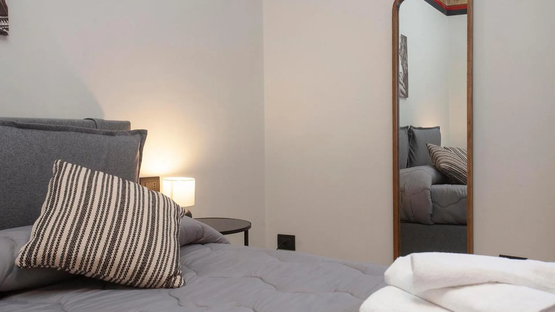 Sella Apartment Centro Storico Palermo Italy